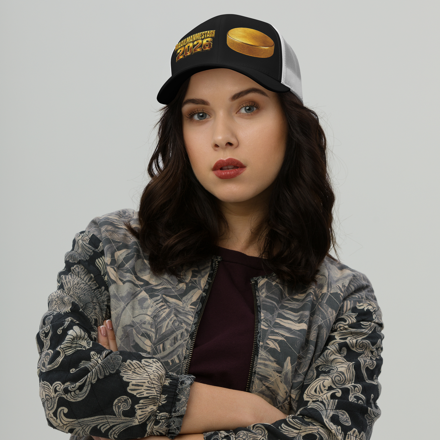 Maailmanmestari 2026 - V1 Brodeerattu - Snapback Retro Trucker lippis
